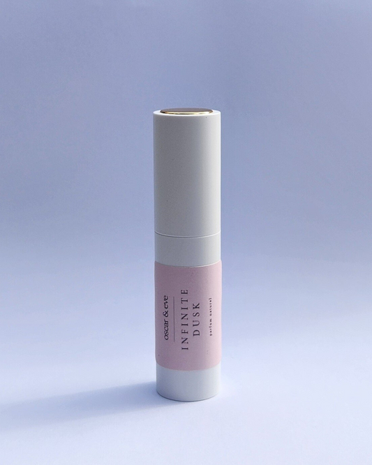infinite dusk | sandalwood, clove, cinnamon, cardamom, black pepper, cedarwood, patchouli & vanilla | eau de parfum 10ml